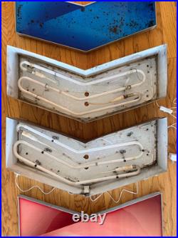Chevron Vtg Orig Gas Station Advertising Sign Wall Hanging Light-up 2-pieces 28