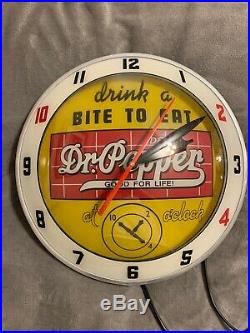 Dr Pepper Double Bubble Light Up Wall Clock Sign Vintage Style Fantasy Piece