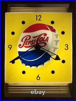 ORIGINAL VINTAGE 1950s PEPSI COLA SODA LIGHTED CLOCK ADVERTISING SIGN RARE