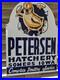 Rare-Vintage-Petersen-Hatchery-Somers-Iowa-24x-17-Porcelain-Sign-Super-Nice-01-km