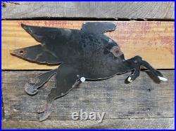 VINTAGE 1950s PORCELAIN MOBIL OIL SIGN GAG & OIL GARAGE PEGASUS DIECUT MECHANICS VINTAGE 1950s PORCELAIN MOBIL OIL SIGN GAG & OIL GARAGE PEGASUS DIECUT MECHANICS