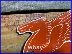 VINTAGE 1950s PORCELAIN MOBIL OIL SIGN GAG & OIL GARAGE PEGASUS DIECUT MECHANICS VINTAGE 1950s PORCELAIN MOBIL OIL SIGN GAG & OIL GARAGE PEGASUS DIECUT MECHANICS