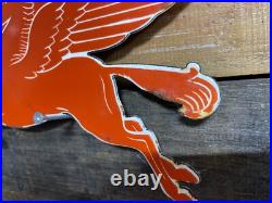 VINTAGE 1950s PORCELAIN MOBIL OIL SIGN GAG & OIL GARAGE PEGASUS DIECUT MECHANICS VINTAGE 1950s PORCELAIN MOBIL OIL SIGN GAG & OIL GARAGE PEGASUS DIECUT MECHANICS