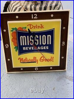 VINTAGE ADVERTISING MISSION ORANGE SODA WALL Lighted SIGN CLOCK KDI Hagen Corp