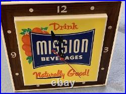 VINTAGE ADVERTISING MISSION ORANGE SODA WALL Lighted SIGN CLOCK KDI Hagen Corp