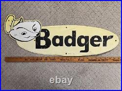 Vintage 1950s 1960s Badger Farm Equipment Feed & Seed 26 Embossed Metal Sign
