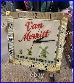 Vintage 1950s Van Merritt Beer Advertising Lighted Bar Sign Clock Peter Hand