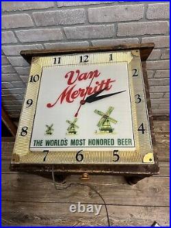 Vintage 1950s Van Merritt Beer Advertising Lighted Bar Sign Clock Peter Hand