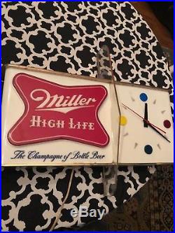 Vintage 1957 Miller High Life / Shark Fin Lighted Beer Clock / Advertising Sign