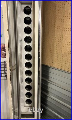 Vintage 1960s Vendorlator 7up Seven Up Machine