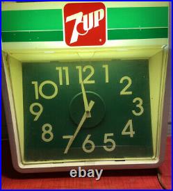 Vintage 7 -Up Light Up Advertising Sign Clock / Menu Board