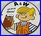 Vintage-A-W-M-m-m-Good-Porcelain-Sign-Dennis-The-Menace-Root-Beer-Float-01-wnxg