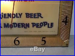 Vintage Illuminated Reading Premium Beer Clock Advertising Sign Breweriana