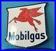 Vintage-Mobil-Gasoline-Porcelain-Gas-Service-Station-Pump-Pegasus-Motor-Oil-Sign-01-ay