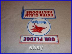 Vintage Mobil Mobilgas Clean Restrooms Pegasus 12 X10 Gasoline Oil Flange Sign