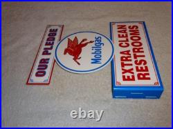 Vintage Mobil Mobilgas Clean Restrooms Pegasus 12 X10 Gasoline Oil Flange Sign