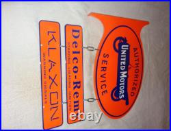 Vintage United Motors Service 23 Double Sided 3-pc Porcelain Metal Flange Sign