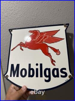Wow -Vintage Porcelain Mobil Pump Plate Original